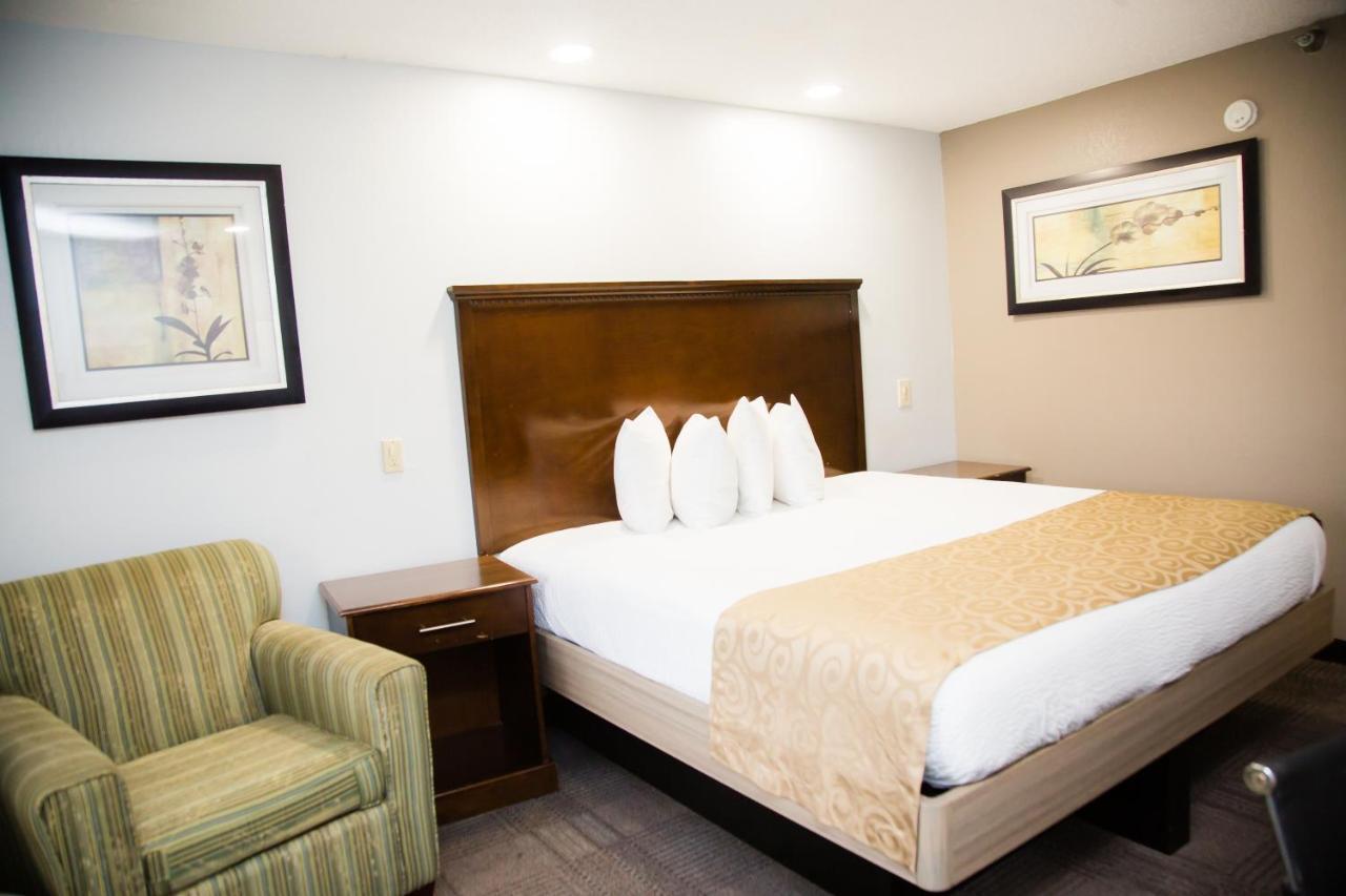 Baymont By Wyndham Fort Walton Beach Mary Esther Exterior photo