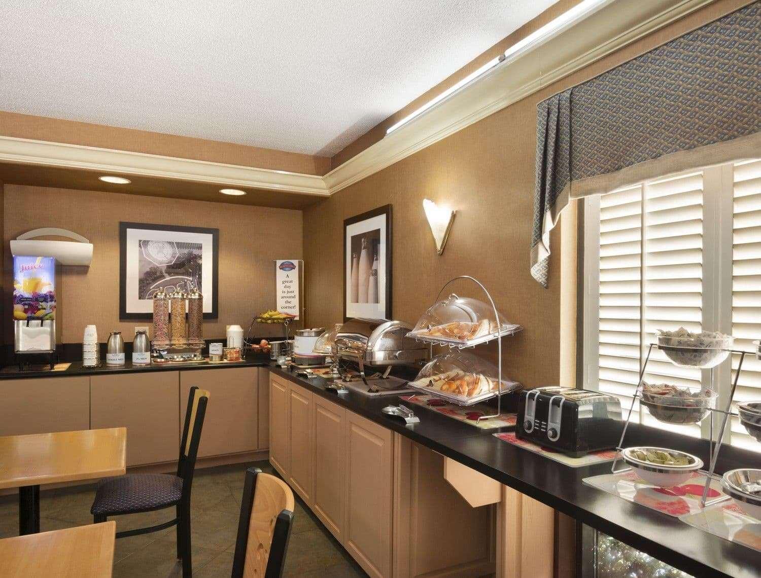 Baymont By Wyndham Fort Walton Beach Mary Esther Exterior photo