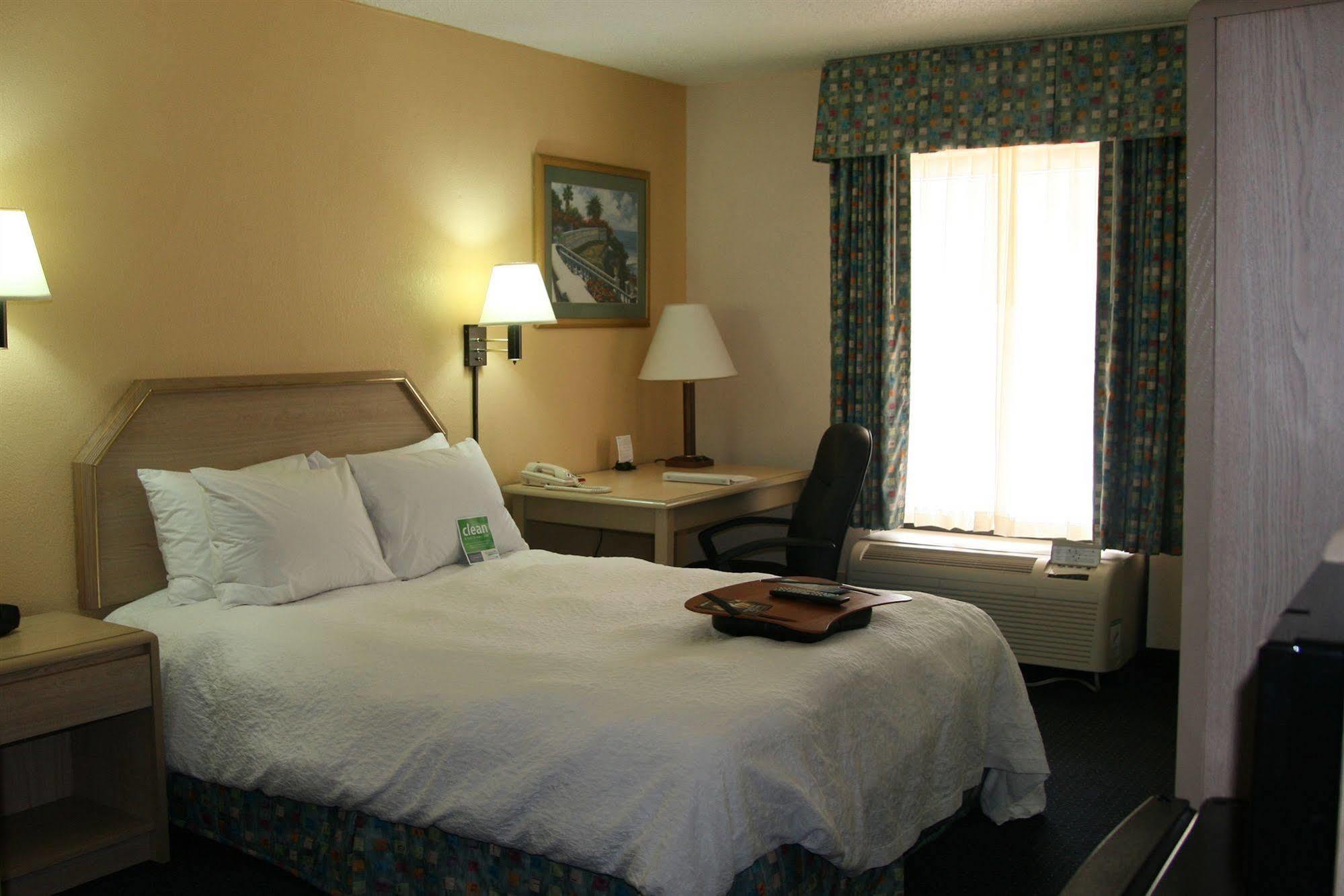 Baymont By Wyndham Fort Walton Beach Mary Esther Exterior photo